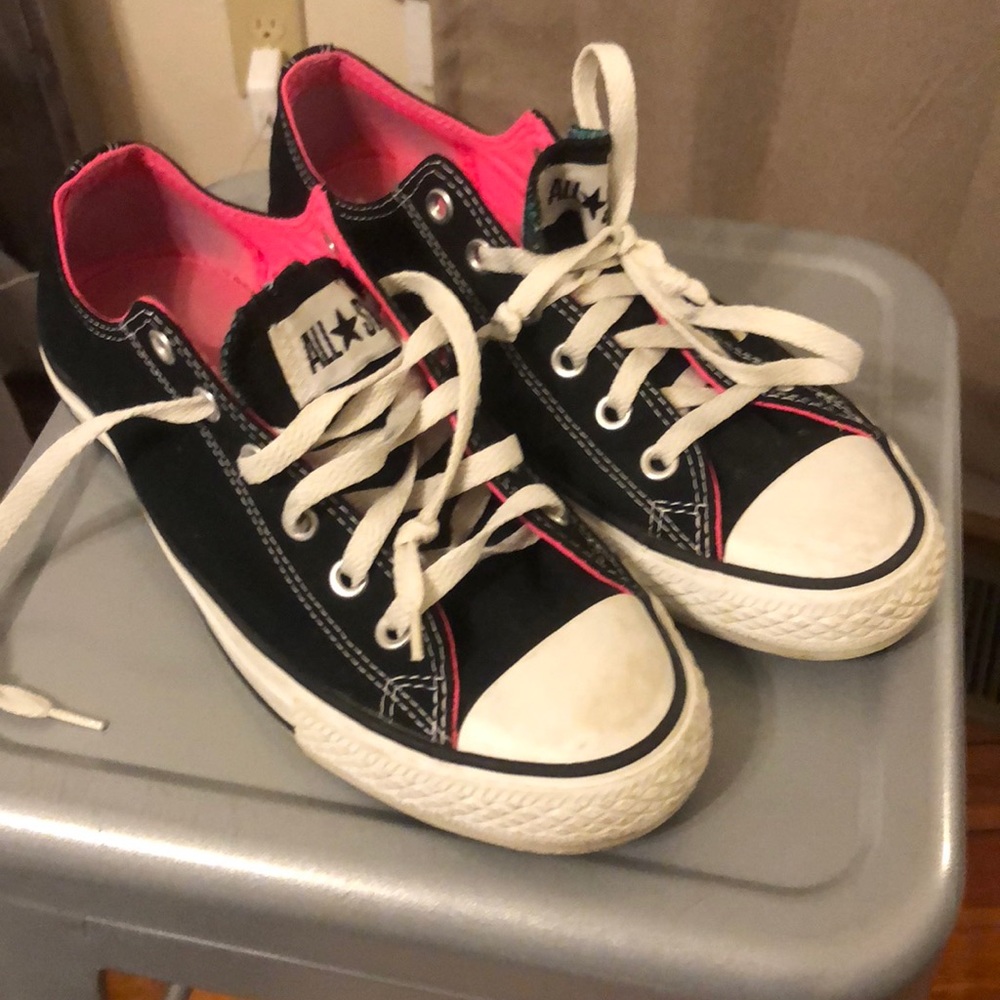 Black converse